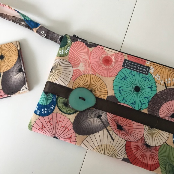 Graceful Goods - Wristlet and Card Holder - Picture 2 of 6